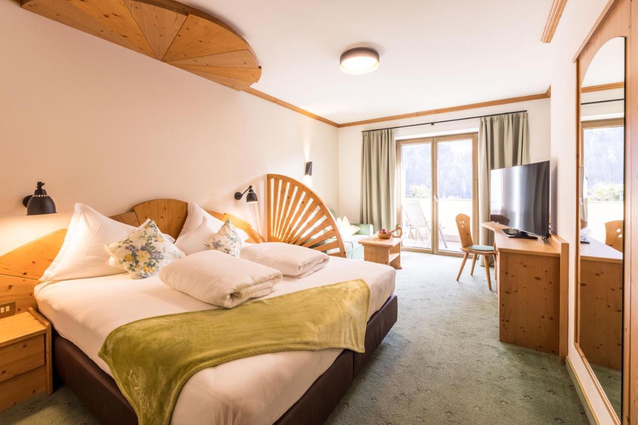 Hotel Sonnenalm Saltusio Bagian luar foto